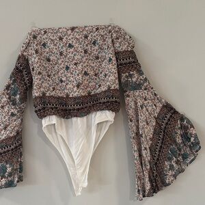 South Moon Under Floral Off-Shoulder Bell Sleeve Bodysuit in Cream, Teal, Brown